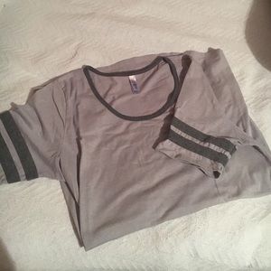 large perfect tee llr